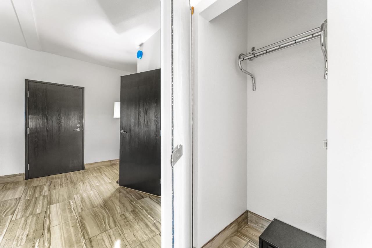 Tempe Corner Apartment Studio King Bed Экстерьер фото