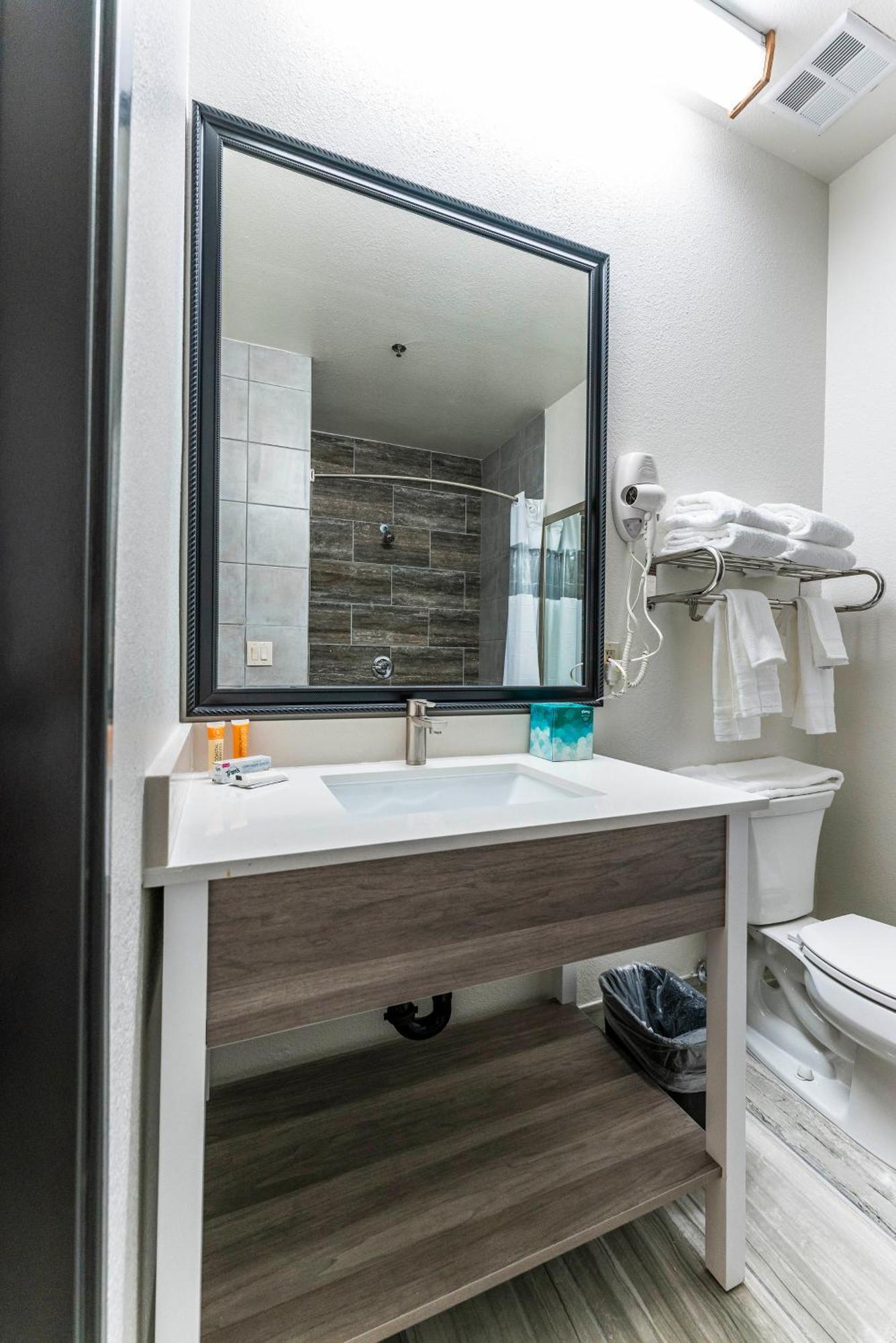 Tempe Corner Apartment Studio King Bed Экстерьер фото