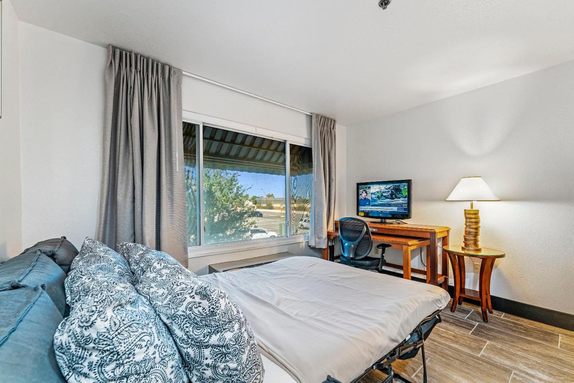 Tempe Corner Apartment Studio King Bed Экстерьер фото